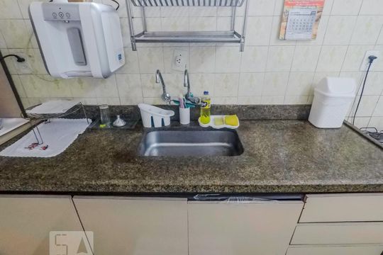 Casa para alugar com 3 quartos, 300m² em Ipiranga, São Paulo