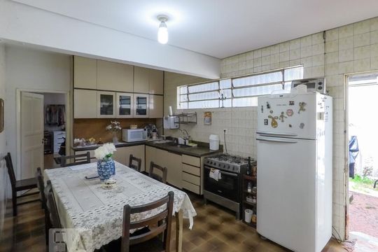 Casa para alugar com 3 quartos, 300m² em Ipiranga, São Paulo