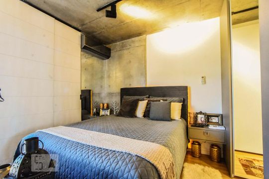 Dormitório de kitnet/studio à venda com 1 quarto, 35m² em Santo Amaro, São Paulo