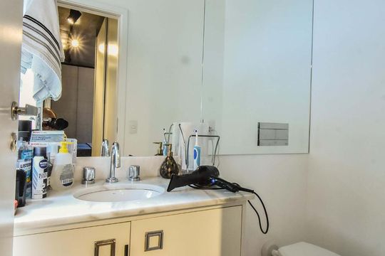 Banheiro de kitnet/studio à venda com 1 quarto, 35m² em Santo Amaro, São Paulo