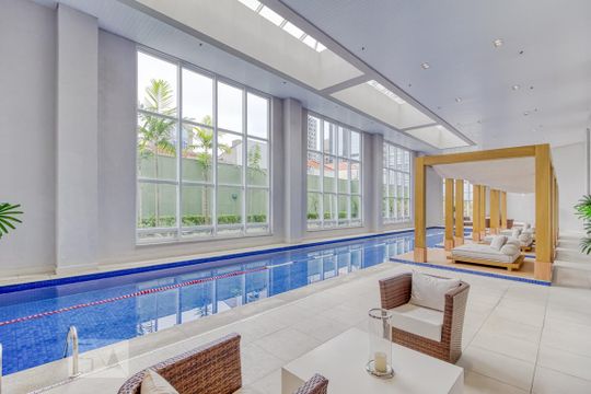 Piscina de kitnet/studio para alugar com 1 quarto, 54m² em Vila Nova Conceição, São Paulo
