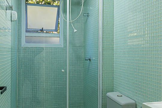 Banheiro de apartamento para alugar com 2 quartos, 63m² em Vila Santa Teresa (zona Sul), São Paulo
