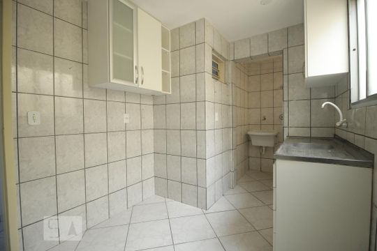 Apartamento para alugar com 2 quartos, 41m² em Guará I, Brasília