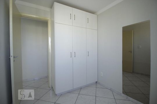 Apartamento para alugar com 2 quartos, 41m² em Guará I, Brasília