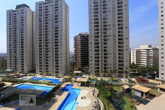 Vista da Varanda de apartamento para alugar com 3 quartos, 60m² em Vila Suzana, São Paulo