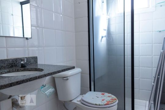 Banheiro de apartamento à venda com 2 quartos, 69m² em Jardim Patente Novo, São Paulo