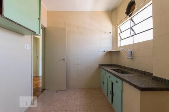 Cozinha de apartamento para alugar com 3 quartos, 94m² em Cambuci, São Paulo