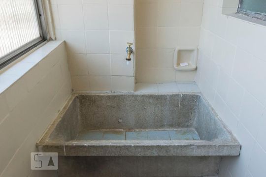 Área de serviço de apartamento para alugar com 3 quartos, 94m² em Cambuci, São Paulo