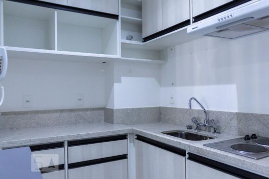 Cozinha de kitnet/studio para alugar com 1 quarto, 35m² em Vila Mariana, São Paulo