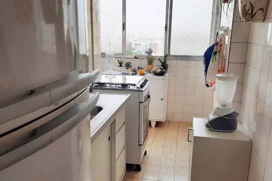 Cozinha de apartamento à venda com 2 quartos, 55m² em Vila Pompéia, São Paulo