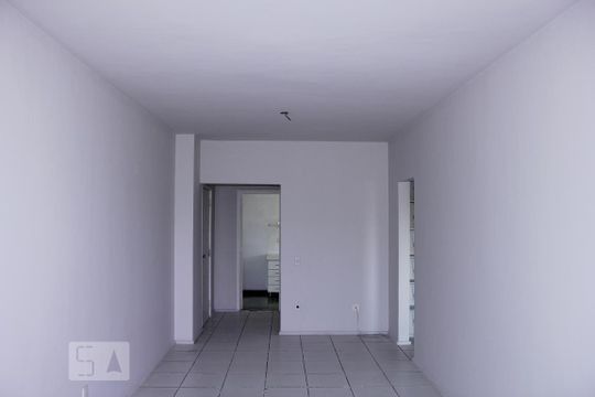 Apartamento para alugar com 1 quarto, 78m² em Cosme Velho, Rio de Janeiro