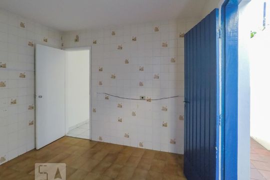 Casa à venda com 2 quartos, 100m² em Vila Santo Estéfano, São Paulo