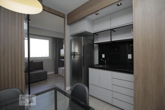 Cozinha de kitnet/studio à venda com 1 quarto, 40m² em Nossa Senhora das Gracas, Canoas