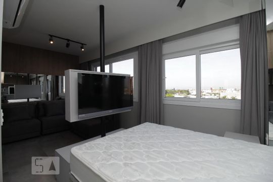 Quarto de kitnet/studio à venda com 1 quarto, 40m² em Nossa Senhora das Gracas, Canoas