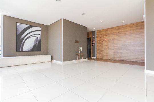 Hall de apartamento para alugar com 2 quartos, 65m² em Jardim Novo Santo Amaro, São Paulo
