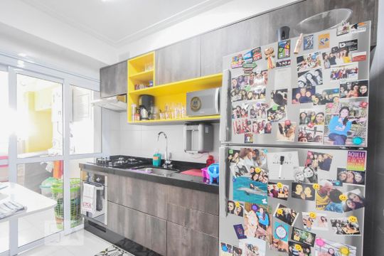 Cozinha de apartamento para alugar com 2 quartos, 65m² em Jardim Novo Santo Amaro, São Paulo