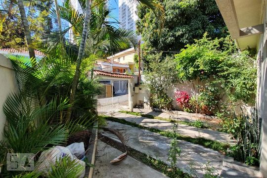 Quintal de casa à venda com 3 quartos, 130m² em Parque Mandaqui, São Paulo