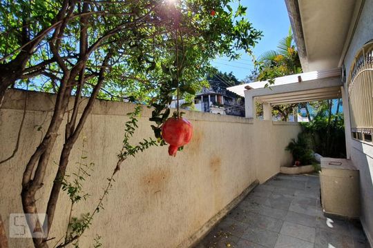 Quintal de casa à venda com 3 quartos, 130m² em Parque Mandaqui, São Paulo