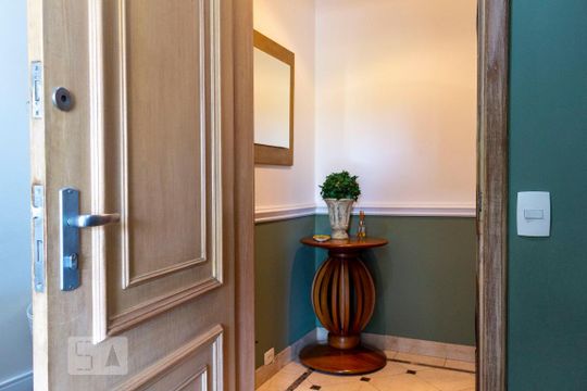 Hall de entrada de apartamento à venda com 4 quartos, 158m² em Jardim da Saúde, São Paulo