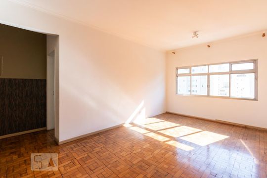 Apartamento para alugar com 3 quartos, 110m² em Vila Uberabinha, São Paulo