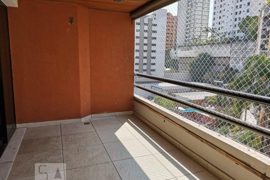 Sacada de apartamento para alugar com 2 quartos, 135m² em Real Parque, São Paulo