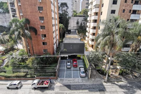 Vista de apartamento para alugar com 2 quartos, 135m² em Real Parque, São Paulo