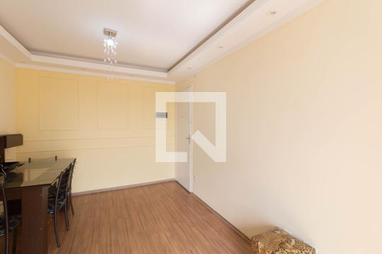 Sala de apartamento para alugar com 2 quartos, 50m² em Vila Monte Santo, São Paulo