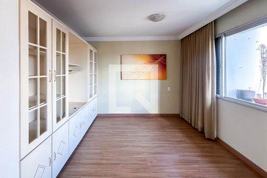 Sala de apartamento para alugar com 2 quartos, 97m² em Pinheiros, São Paulo
