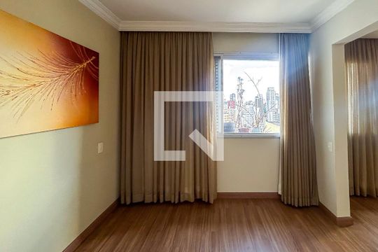 Quarto de apartamento para alugar com 2 quartos, 97m² em Pinheiros, São Paulo