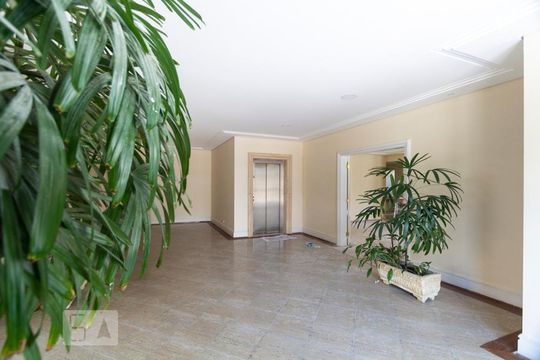 Hall social de apartamento para alugar com 3 quartos, 108m² em Jardim Brasil (zona Sul), São Paulo