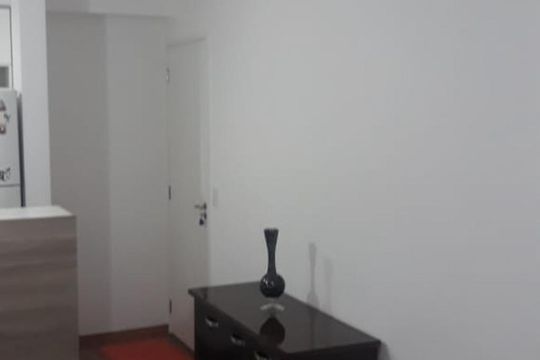 Sala de apartamento para alugar com 2 quartos, 50m² em Vila Antonieta, São Paulo