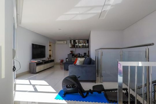 Apartamento à venda com 2 quartos, 155m² em Vila Mariana, São Paulo