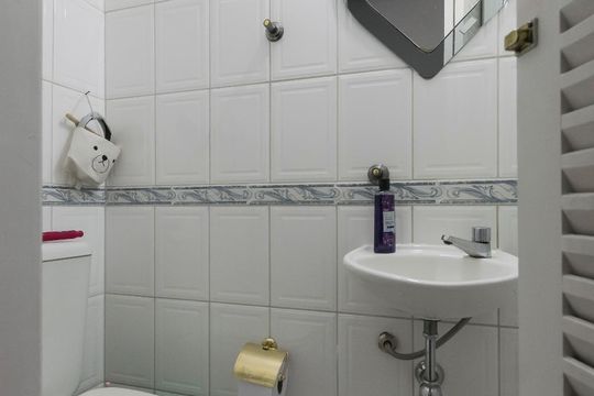 1o. Andar - Lavabo de casa à venda com 3 quartos, 144m² em Aclimação, São Paulo