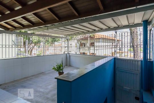 Entrada de casa à venda com 3 quartos, 144m² em Aclimação, São Paulo