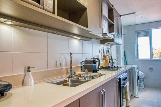 Cozinha de apartamento à venda com 3 quartos, 88m² em Mercês, Curitiba