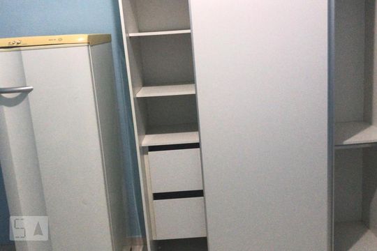 Sala de kitnet/studio à venda com 1 quarto, 36m² em Centro, Niterói