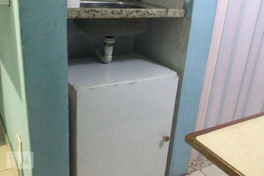 Cozinha de kitnet/studio à venda com 1 quarto, 36m² em Centro, Niterói