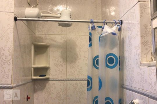 Banheiro de kitnet/studio à venda com 1 quarto, 36m² em Centro, Niterói