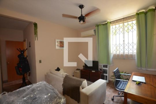 Sala de apartamento à venda com 2 quartos, 49m² em Irajá, Rio de Janeiro