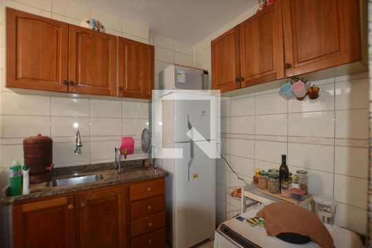 Cozinha de apartamento à venda com 2 quartos, 49m² em Irajá, Rio de Janeiro