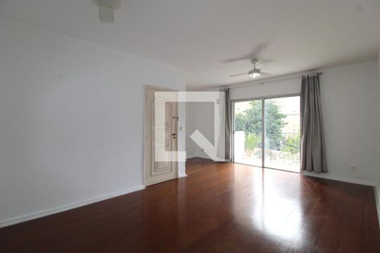 Apartamento à venda com 3 quartos, 145m² em Moema, São Paulo