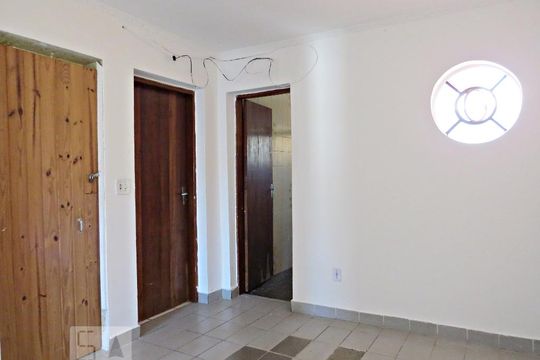 Sala de casa para alugar com 2 quartos, 100m² em Vila Constança, São Paulo