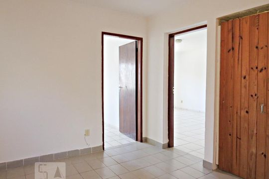 Casa para alugar com 2 quartos, 100m² em Vila Constança, São Paulo
