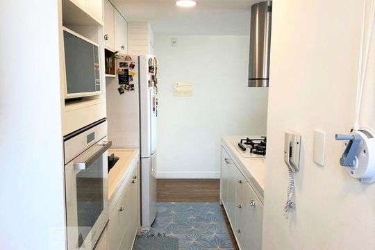 Cozinha de apartamento à venda com 2 quartos, 71m² em Jardim da Glória, São Paulo