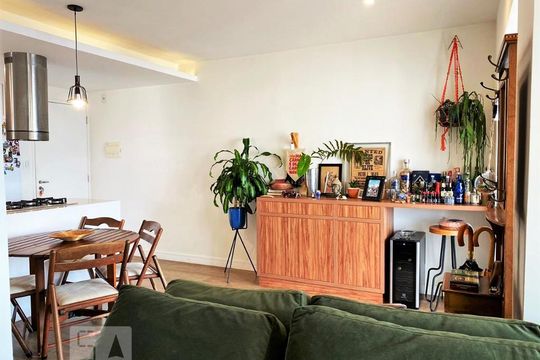 Sala de apartamento à venda com 2 quartos, 71m² em Jardim da Glória, São Paulo