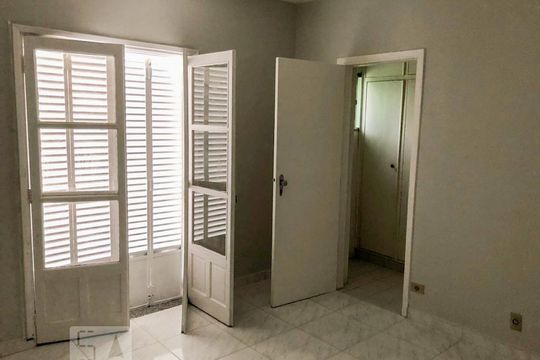 Suíte 1 de casa à venda com 3 quartos, 220m² em Jardim Humaita, São Paulo