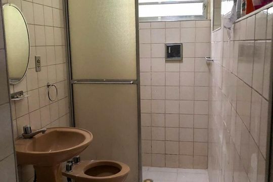 Banheiro 1 de casa à venda com 3 quartos, 220m² em Jardim Humaita, São Paulo