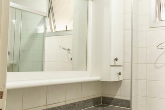 Banheiro de apartamento à venda com 2 quartos, 48m² em Vila Bela Vista (zona Norte), São Paulo