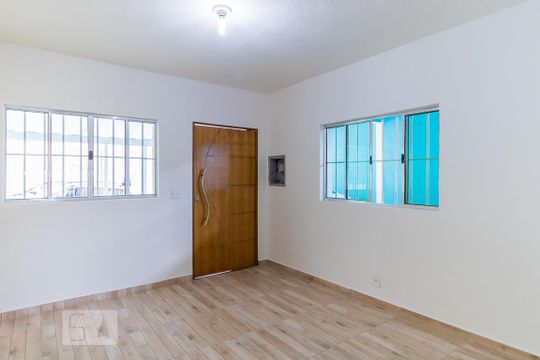 Sala de casa para alugar com 2 quartos, 120m² em Jardim Maringá, São Paulo