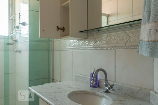 Banheiro de apartamento à venda com 2 quartos, 48m² em Vila Bela Vista, São Paulo